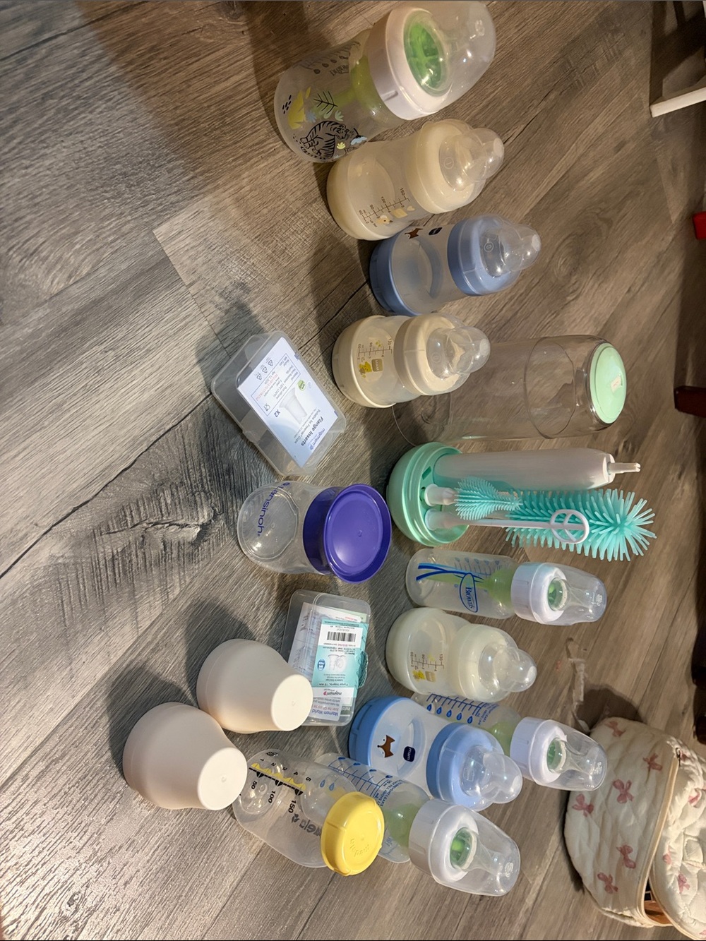 Brand new  Assorted Baby Bottle and Feeding Accessories